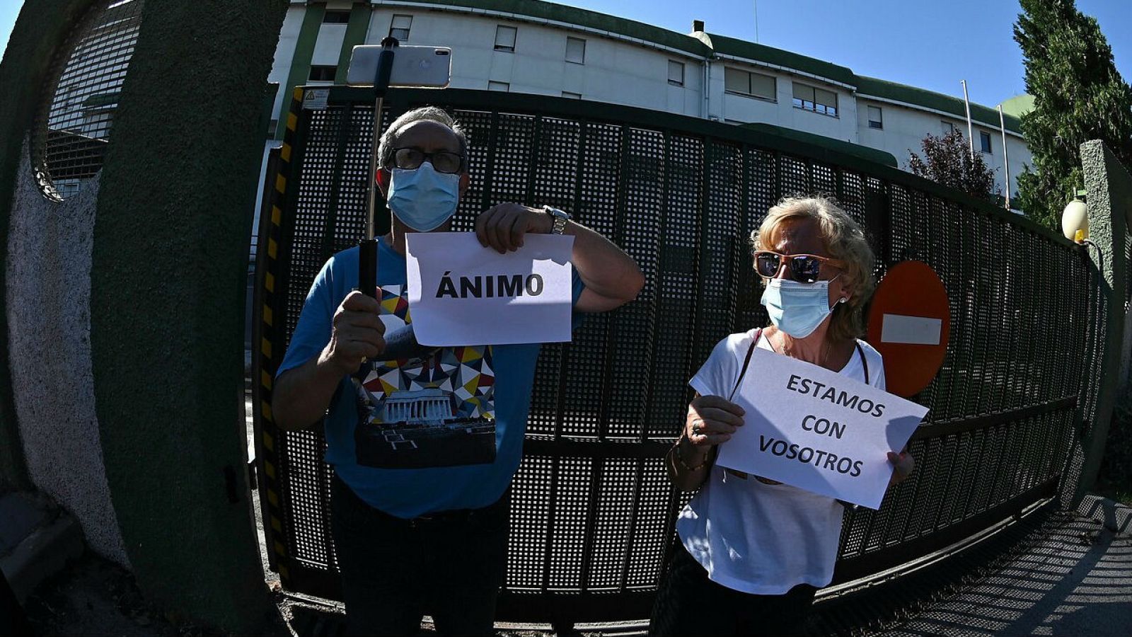 Un momento del acto reivindicativo para denunciar la "grave situación" de las residencias de la Comunidad de Madrid