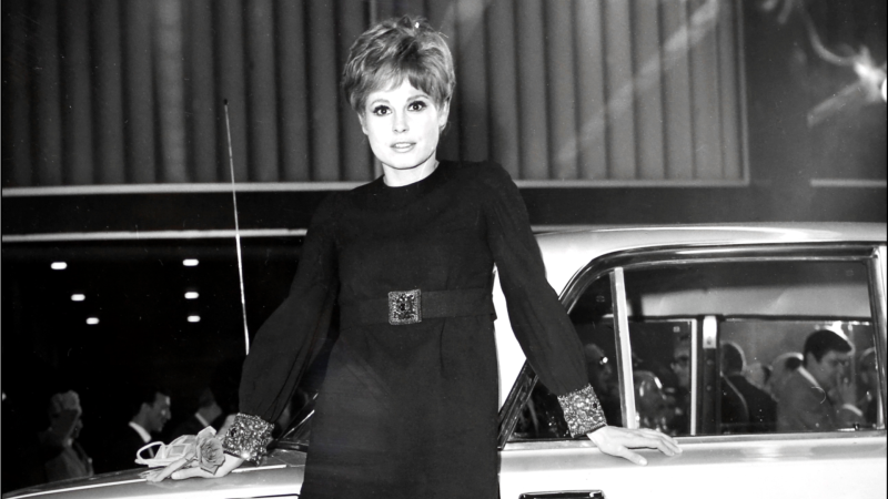 Laura Valenzuela: �Sab�as que fue la primera presentadora? �S�lo hab�a 600 televisores cuando empez�!