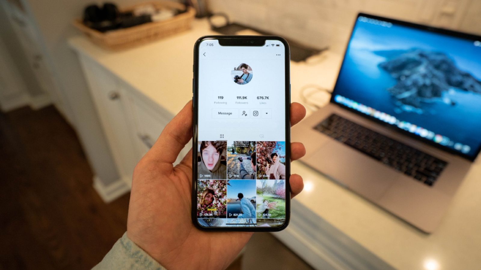 Anonymous pide que se borre TikTok por riesgo de espionaje