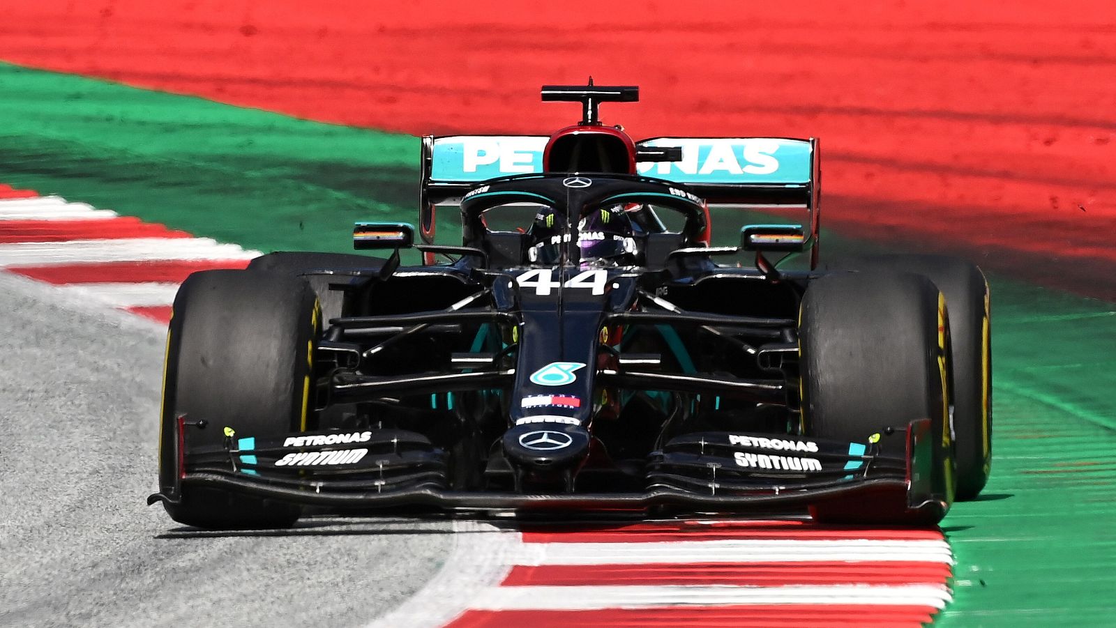 Hamilton gana el GP de Estiria