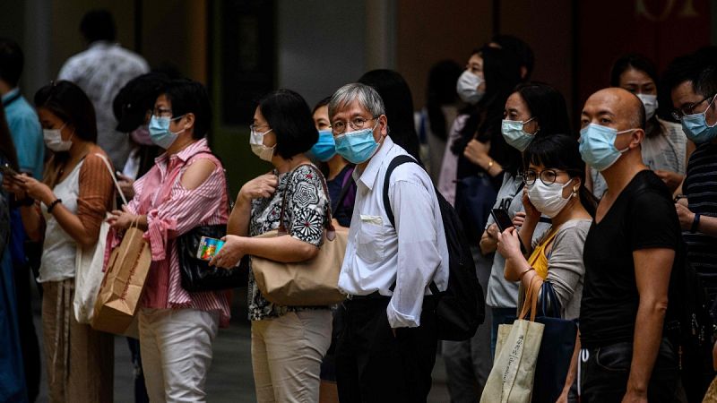 Hong Kong endurece las restricciones para intentar contener el rebrote de coronavirus