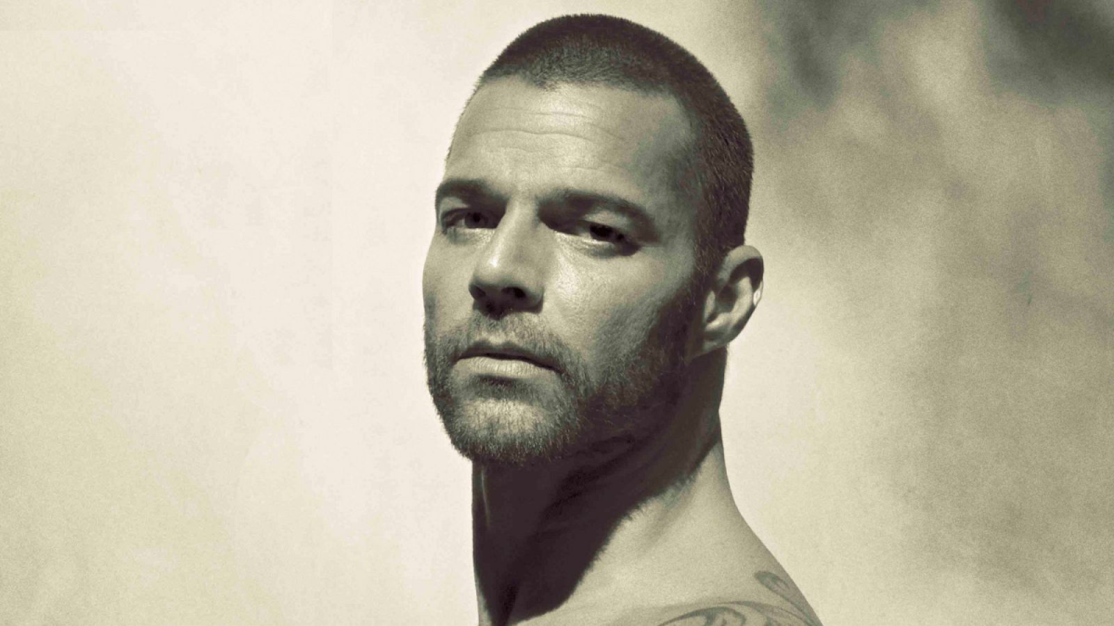 Ricky Martin fotografiado por su marido Jwan Yosef