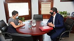 González Laya se reúne con el ministro principal de Gibraltar en Algeciras para abordar la relación tras el Brexit
