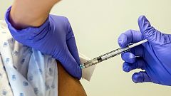 Moderna inicia la fase 3 de su vacuna contra la COVID-19 y dobla la financiación para hacer un ensayo clínico más grande
