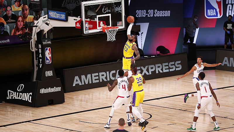Lakers y Jazz arrancan con victoria en el regreso de la NBA en la burbuja de Orlando
