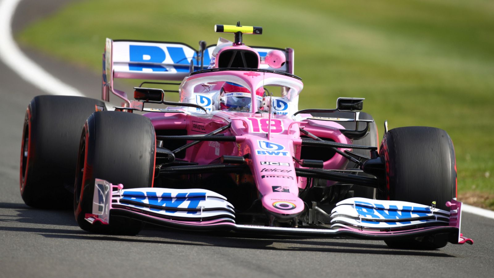 Lance Stroll lideró con su Racing Point la segunda sesión de entrenamientos libres