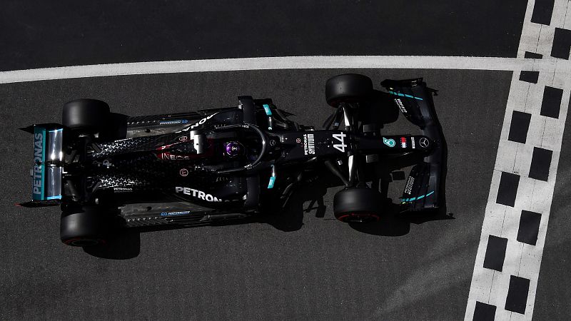 Hamilton logra una nueva pole en Silverstone y Sainz saldrá séptimo