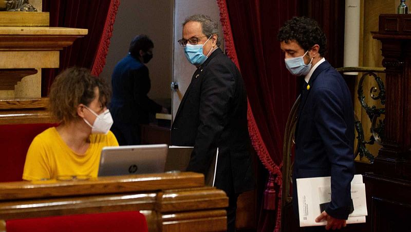 El Parlament suprime los puntos controvertidos de las resoluciones sobre el rey