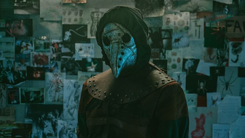 RTVE.es estrena el tráiler definitivo de 'Orígenes secretos', la historia de un asesino obsesionado con los superhéroes