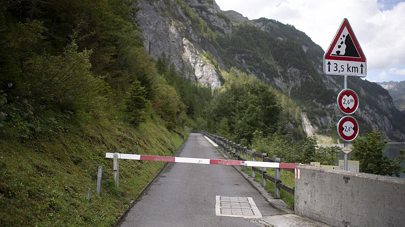 Mueren tres turistas navarros y uno vasco continúa desaparecido en un accidente de barranquismo en Suiza