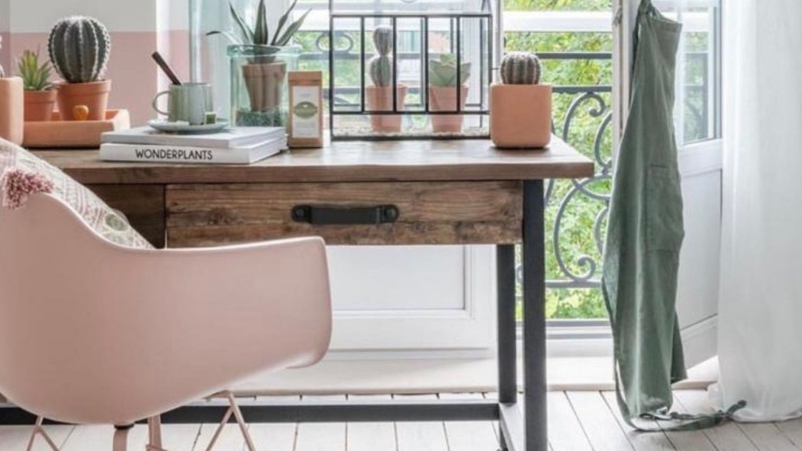 ctv-hru-peyra-decoracion-1-mesatrabajo