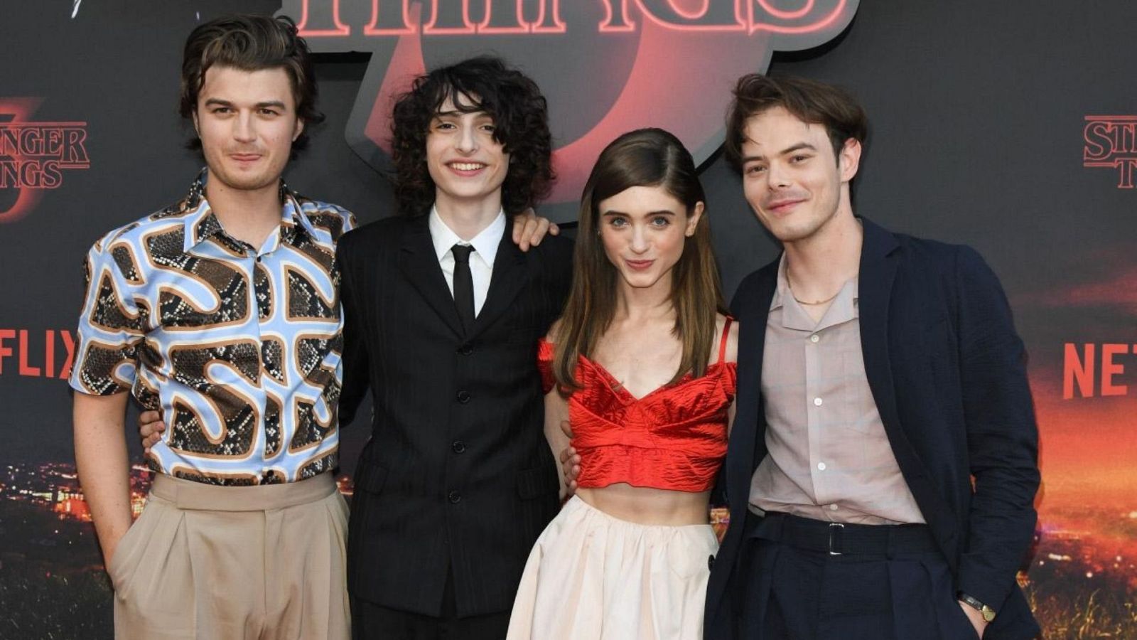 Los actores Joe Keery, Finn Wolfhard, Natalia Dyer y Charlie Heaton