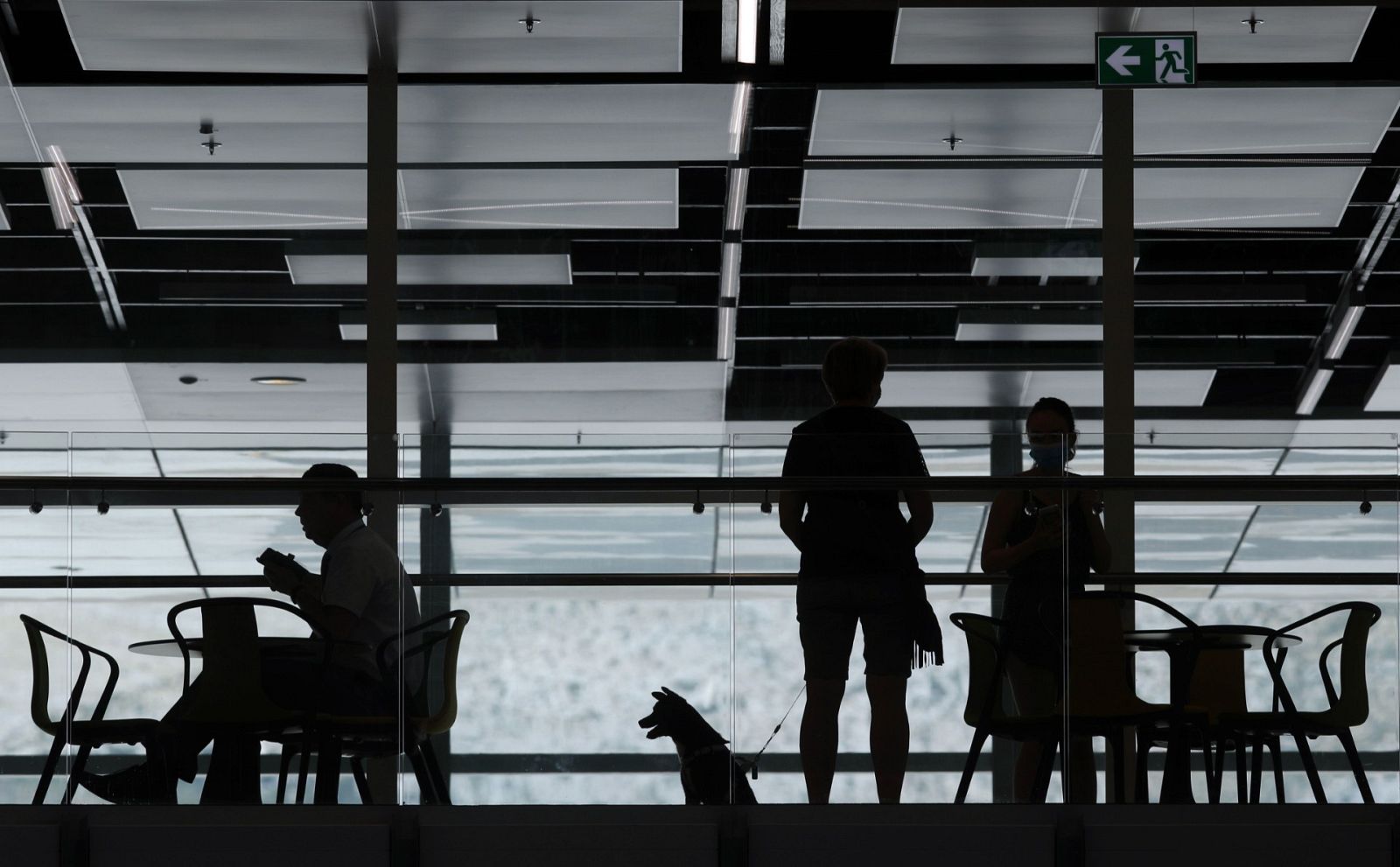 Los viajeros procedentes de estos países deberán someterse a cuarentena y prueba PCR