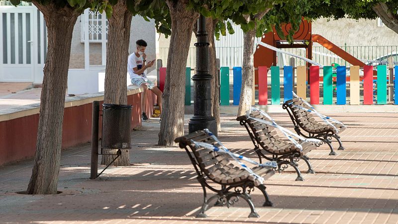 Murcia restringe las reuniones de más de seis personas y recomienda no salir de casa en varios municipios