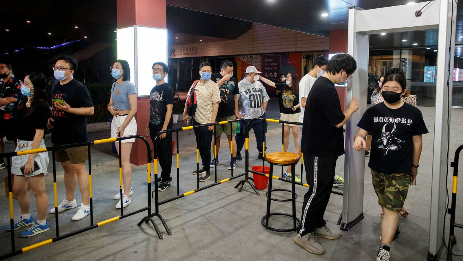 China continúa sin registrar casos locales de COVID-19 y suma 8 "importados"