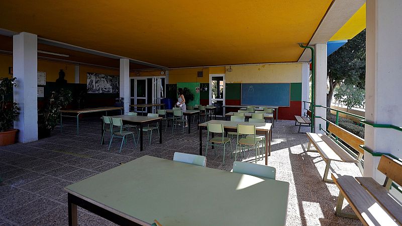 Satisfactorias pero tardías: así juzgan las comunidades las medidas para la vuelta al cole anunciadas por el Gobierno