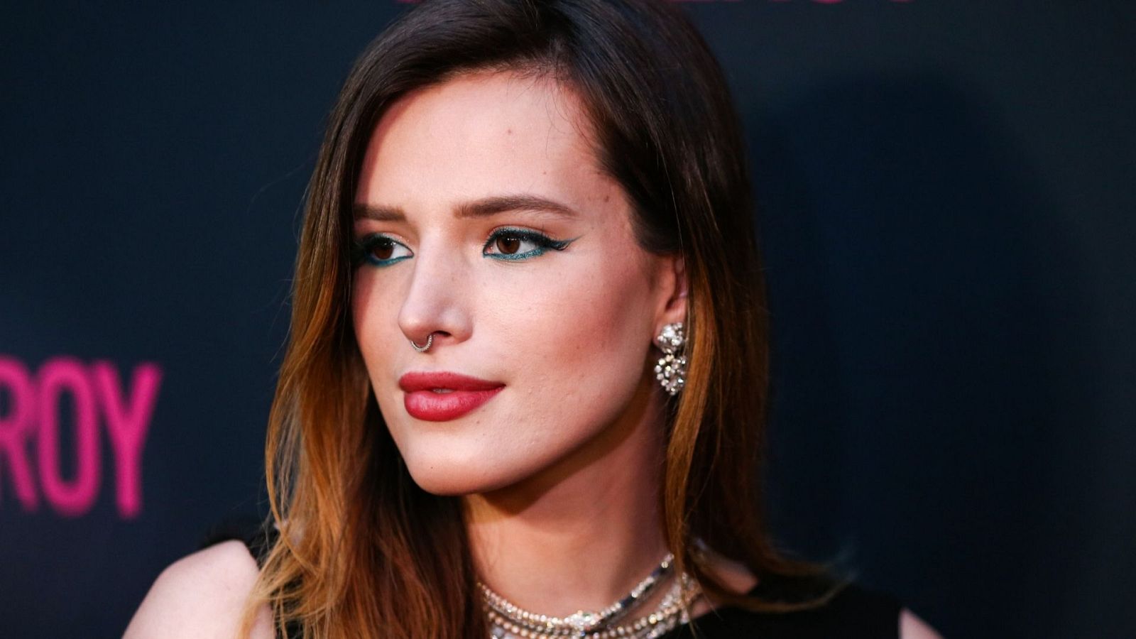Bella Thorne pide perdón por su polémica con OnlyFans