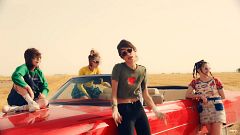 Natalia Lacunza y Cariño, en "Modo Avión" en su nuevo single