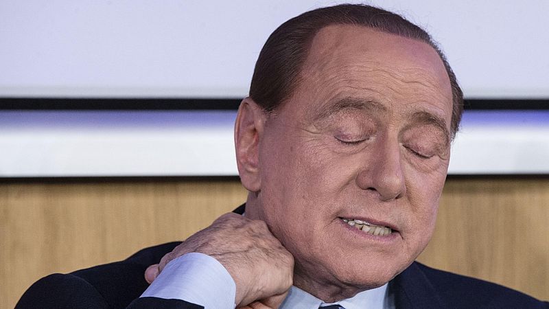 Silvio Berlusconi sigue estable mientras permanece ingresado con coronavirus