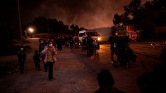 Un nuevo incendio vuelve a azotar el campo de refugiados de Lesbos