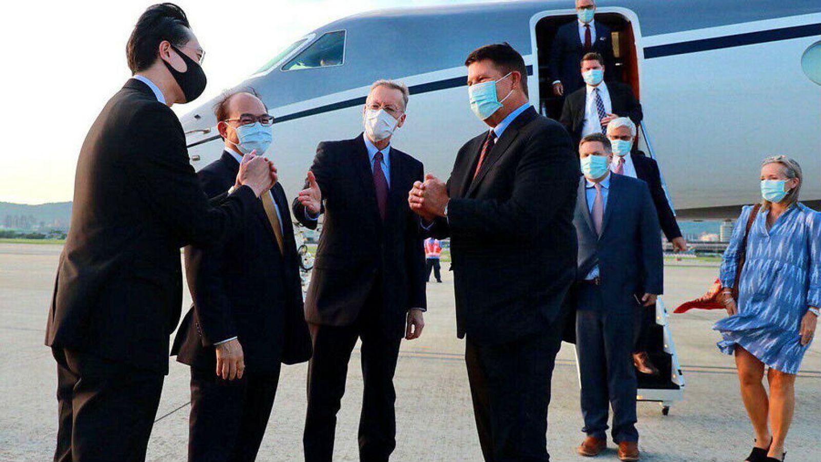 China realiza maniobras militares cerca del estrecho de Taiwán mientras EE.UU. realiza una visita oficial al país