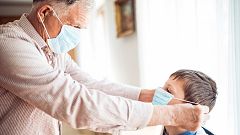 Los abuelos, abocados a cuidar a sus nietos en cuarentena: "No puedo decir 'no', mi hija y mi yerno trabajan"