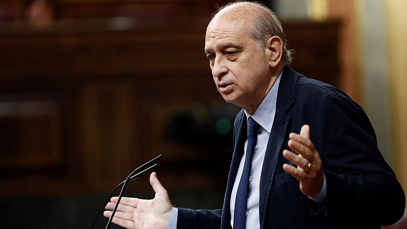 Fernández Díaz recurre y acusa a su número dos de manipular los mensajes que le incriminan en la 'Kitchen'