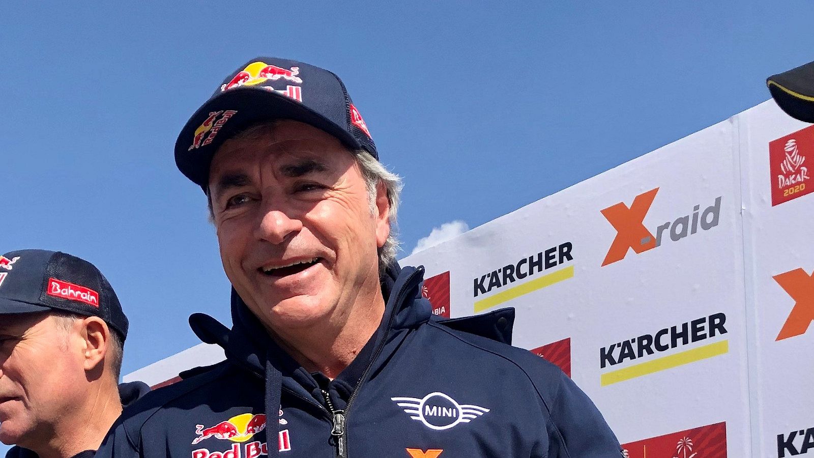 Carlos Sainz repite con Mini para defender su trono en el Rally Dakar