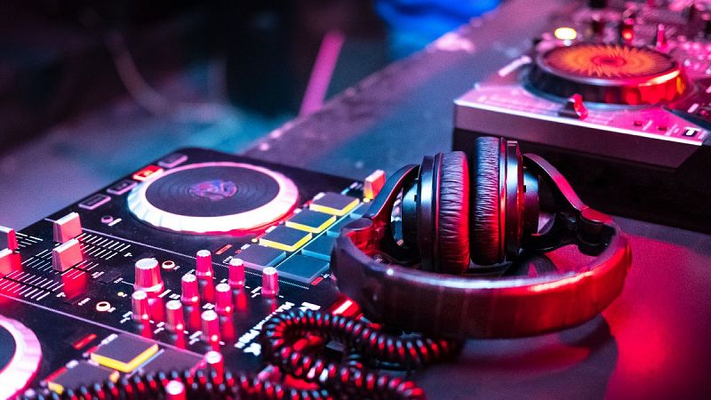 Madrid permitirá que los bares de copas y las discotecas puedan operar como restaurantes