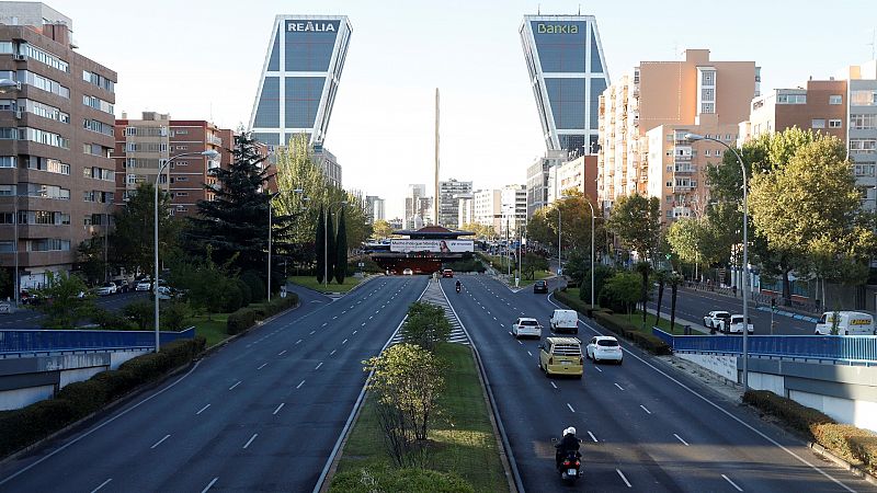 Sanidad apela a la responsabilidad individual de los madrileños para evitar la movilidad en el puente