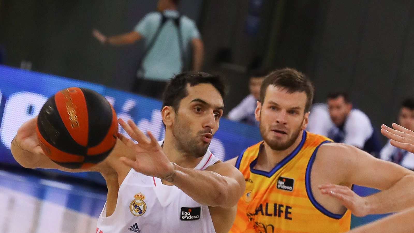 Herbalife Gran Canaria vs Real Madrid