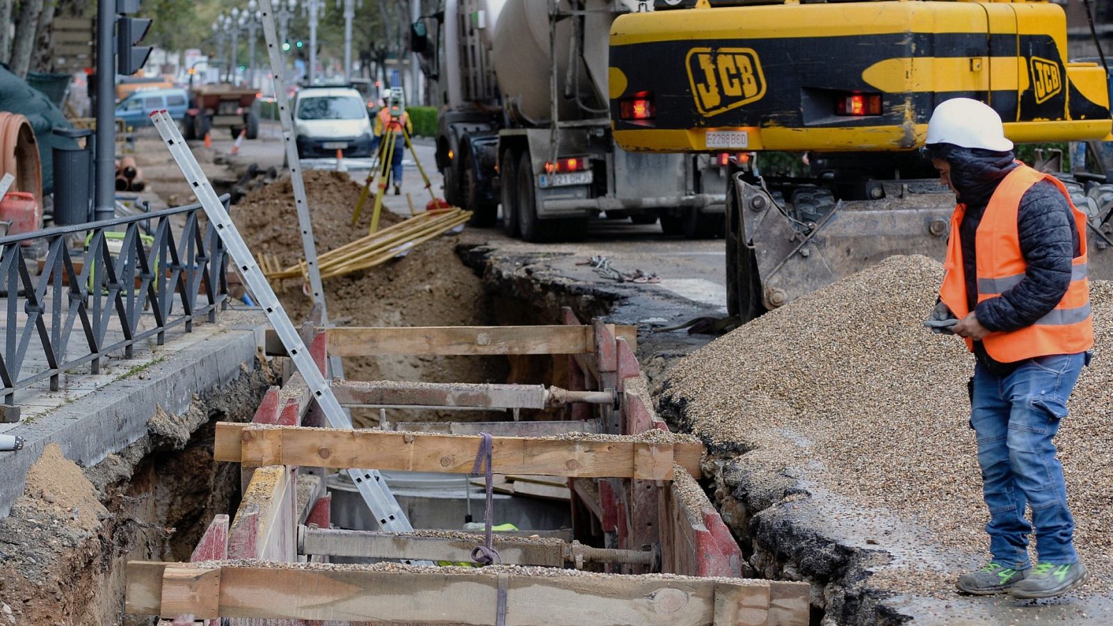 Obras en una calle de Valladolid