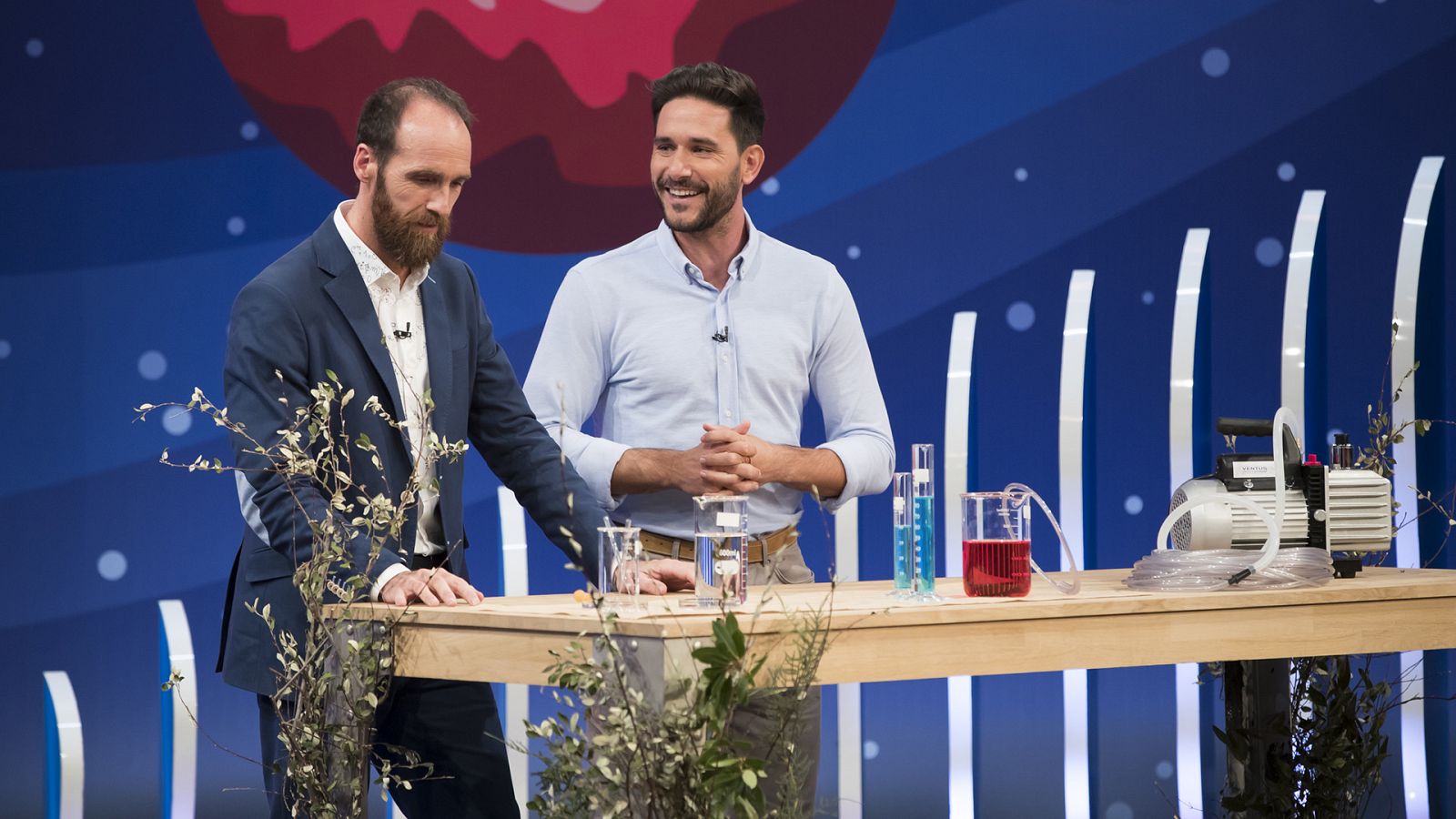 Javier Santaolalla y Edu Sáenz de Cabezón en Órbita Laika