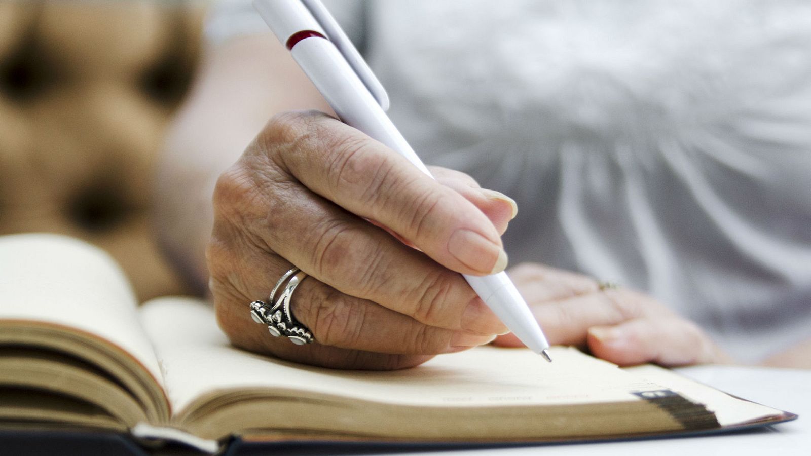 Concurso relatos RNE - Fundación La Caixa