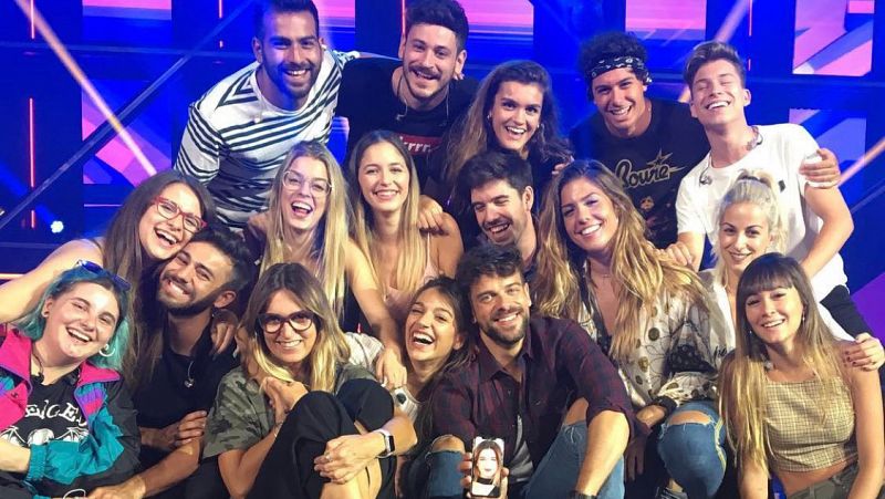 Lola Índigo, Ana Guerra, Alfred García, Noemí Galera y otros concursantes celebran el aniversario de 'OT 2017'