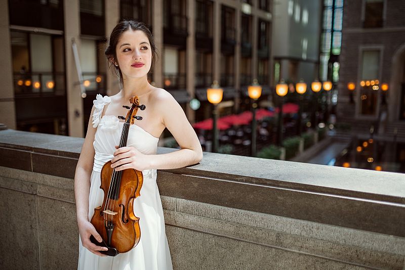 La violinista María Dueñas, Premio 'El Ojo Crítico' de RNE de Música Clásica