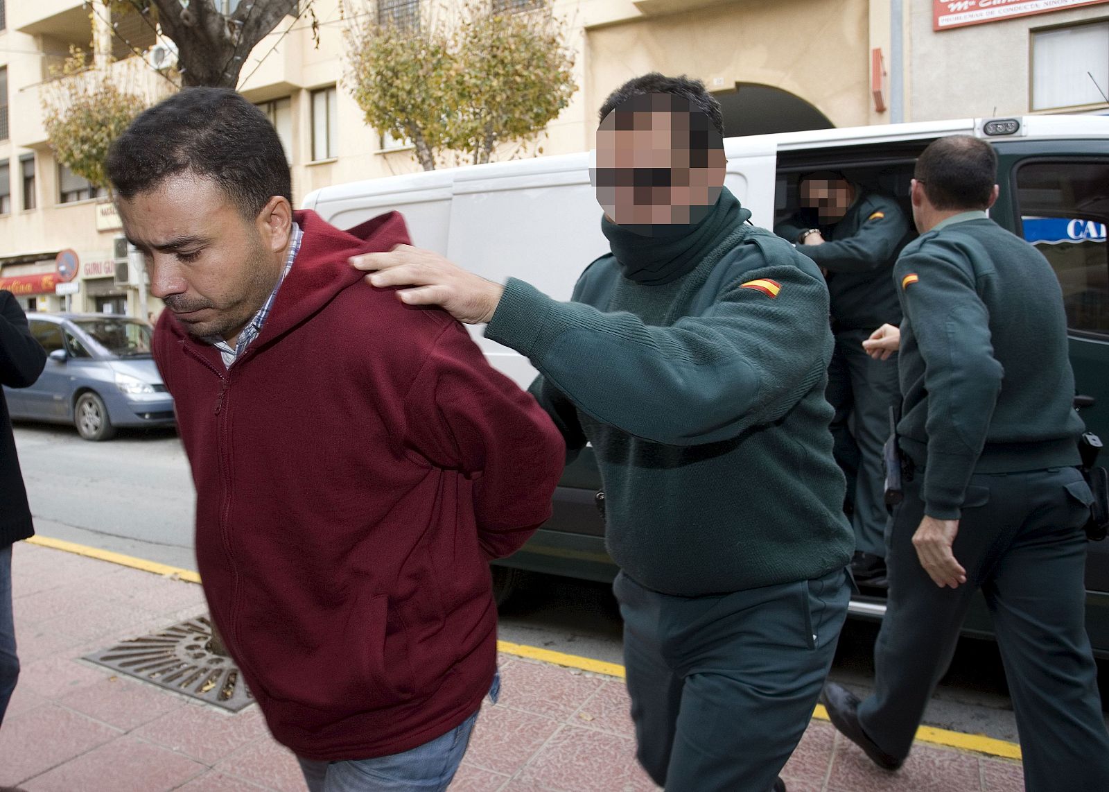 Uno de los tres detenidos a su entrada este miércoles en el Juzgado