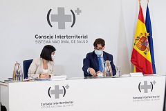 Gobierno y comunidades establecen "entre dos y tres semanas" para evaluar un posible confinamiento domiciliario