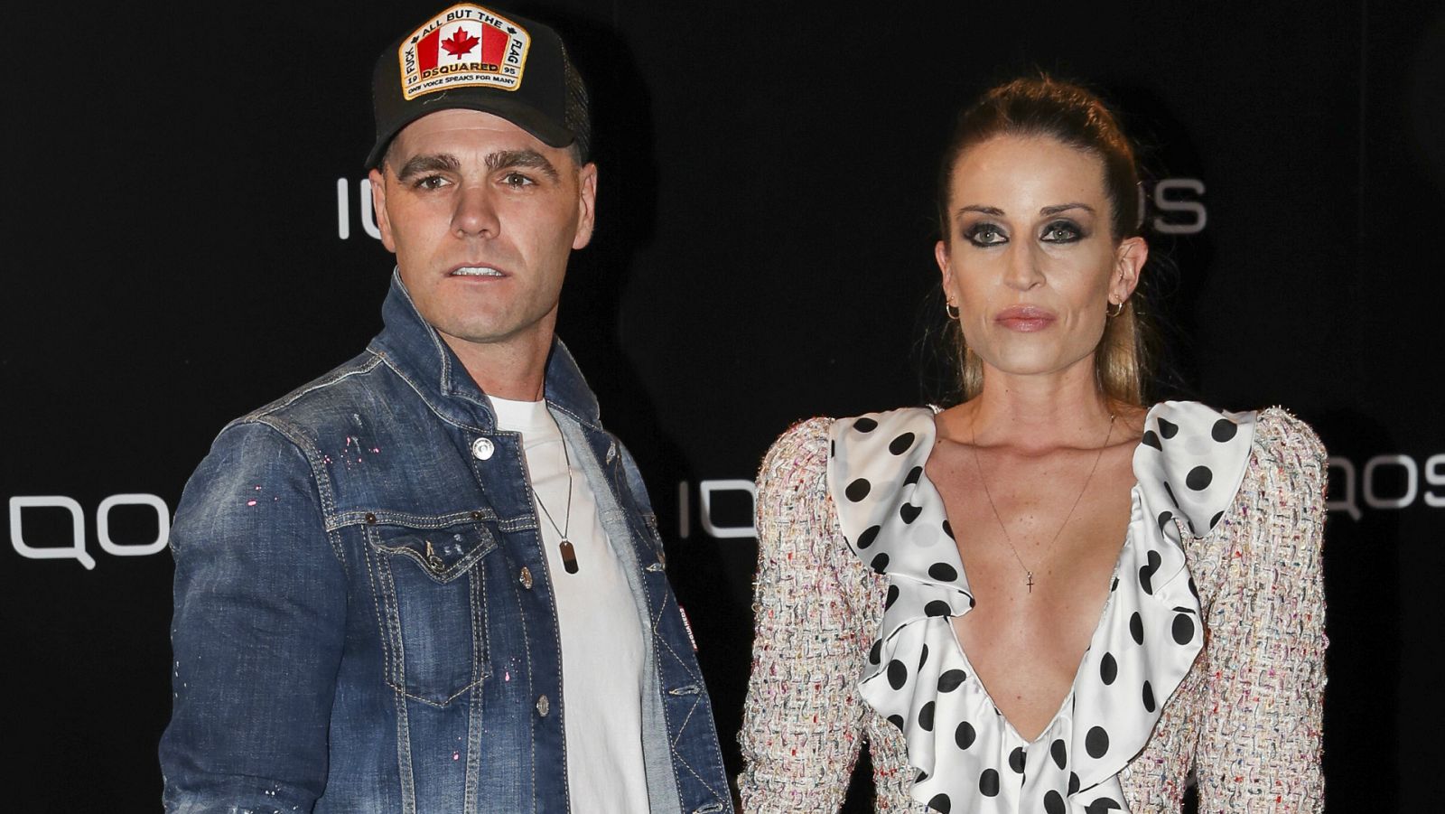 El expiloto Fonsi Nieto y Marta Castro durante un acto en Madrid.