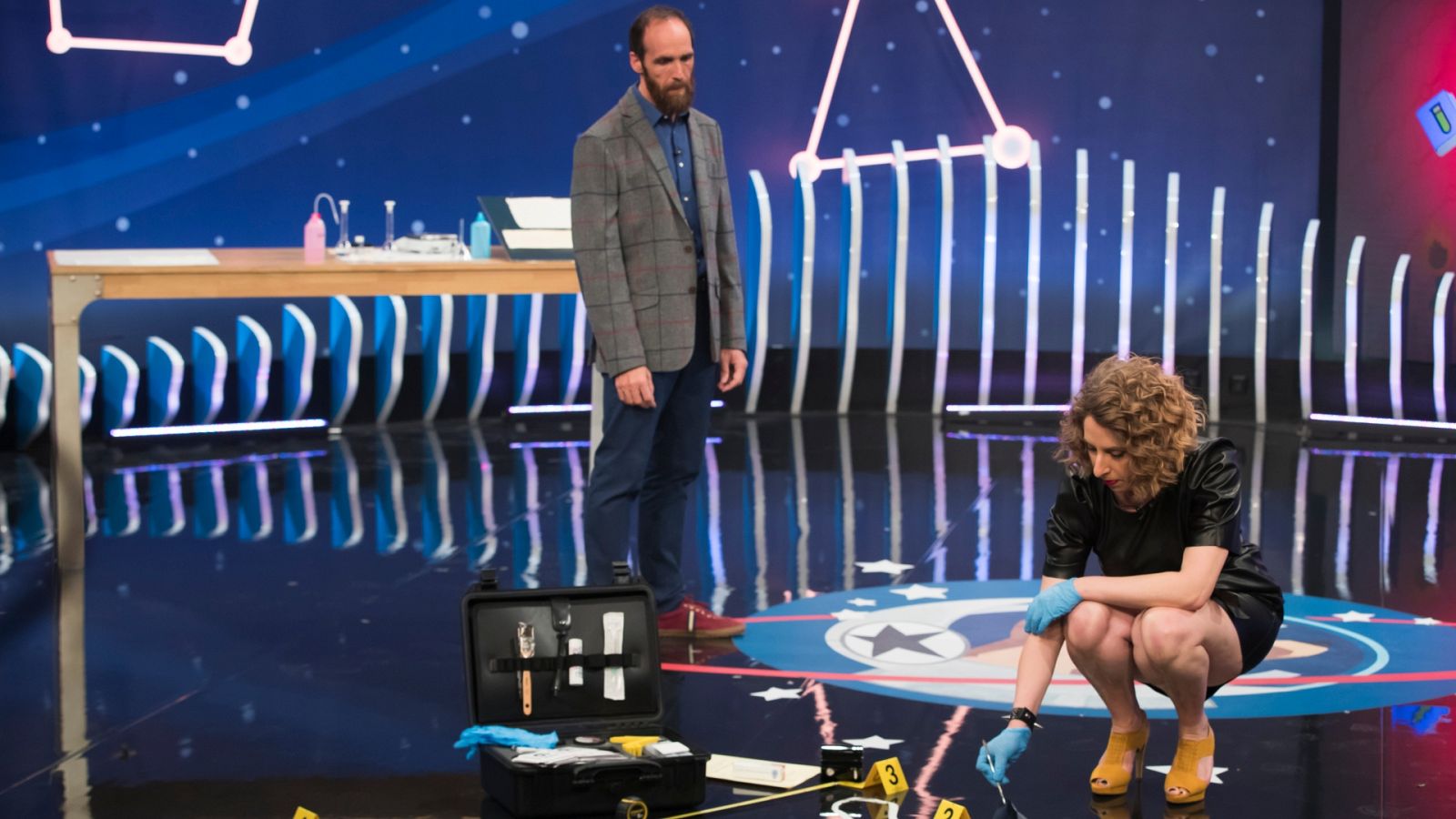 Deborah García y Edu Sáenz de Cabezón en Órbita Laika