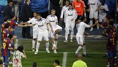 Del pasillo en el Bernabéu al liderato liguero