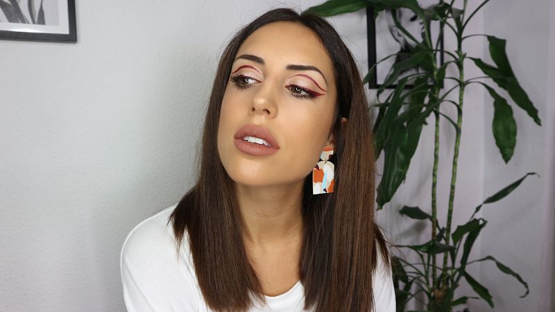 Anabel Mua nos ense�a el maquillaje de moda este 2020: 'eyeliner flotante' para todo tipo de ojos