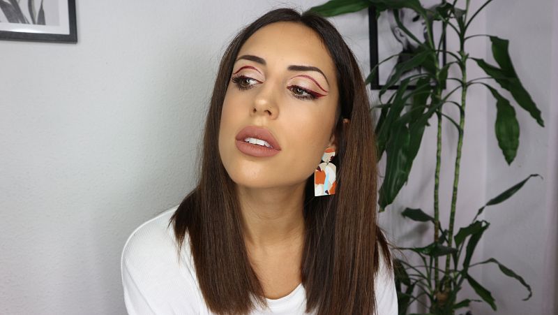 Anabel Mua nos ense�a el maquillaje de moda este 2020: 'eyeliner flotante' para todo tipo de ojos
