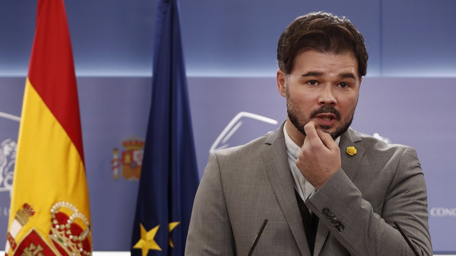 El portavoz de ERC, Gabriel Rufián, en rueda de prensa en el Congreso