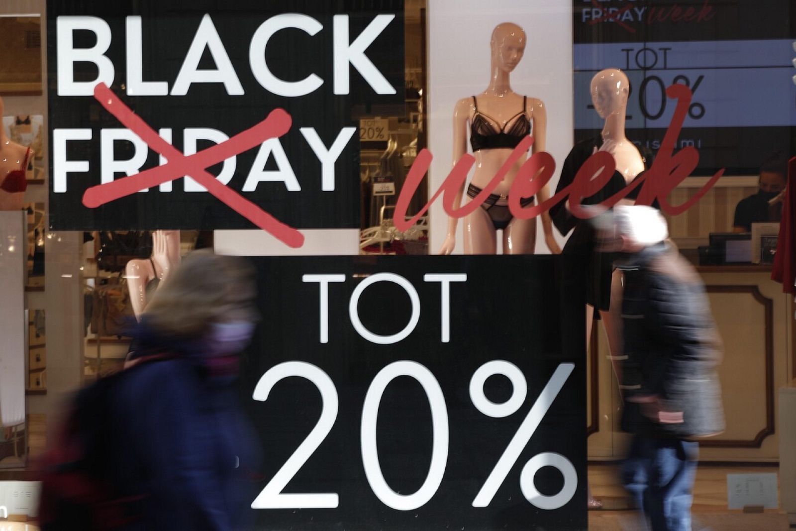 Una tienda en Barcelona ofrece descuentos por el Black Friday