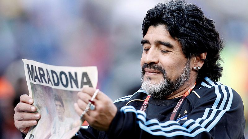 Muere Diego Armando Maradona a los 60 a�os de un paro card�aco