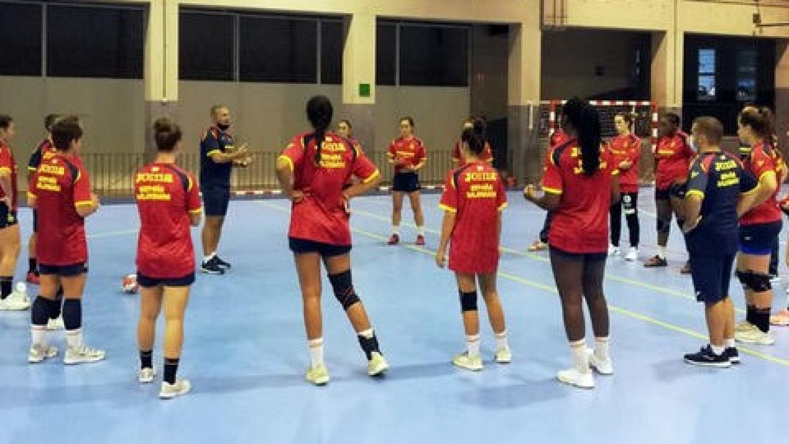Las 'Guerreras' preparan el doble enfrentamiento ante Eslovaquia antes del europeo de Dinamarca