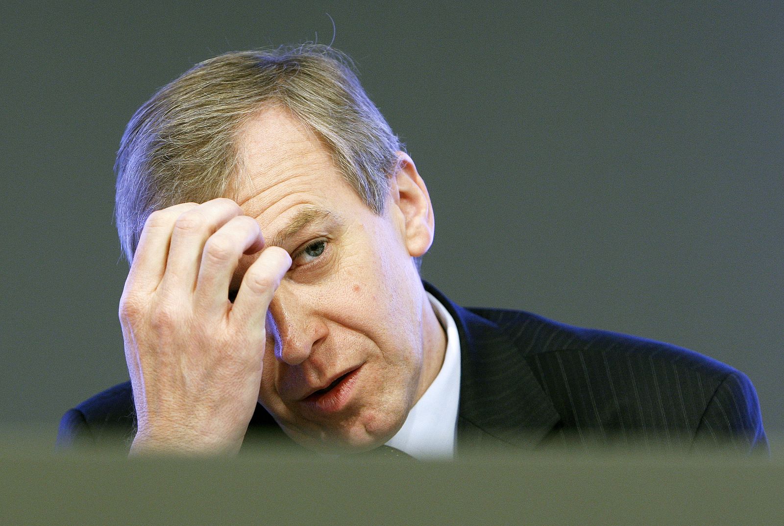 Yves Leterme se planteó suspender el Consejo de la UE