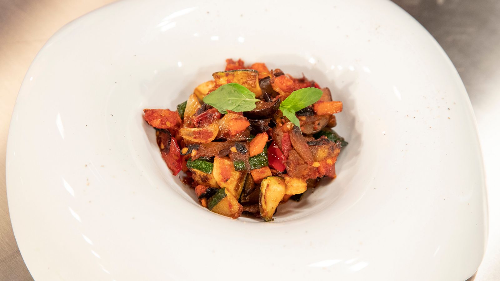 Receta de pisto "Aquí en MasterChef" de Javier