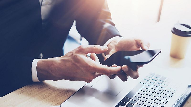 Teletrabajo y adicción a las redes